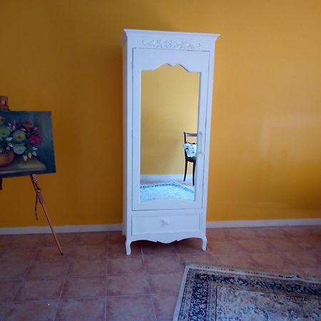 Bed and Breakfast Le Chevalier Des Marettes Airel Exterior foto