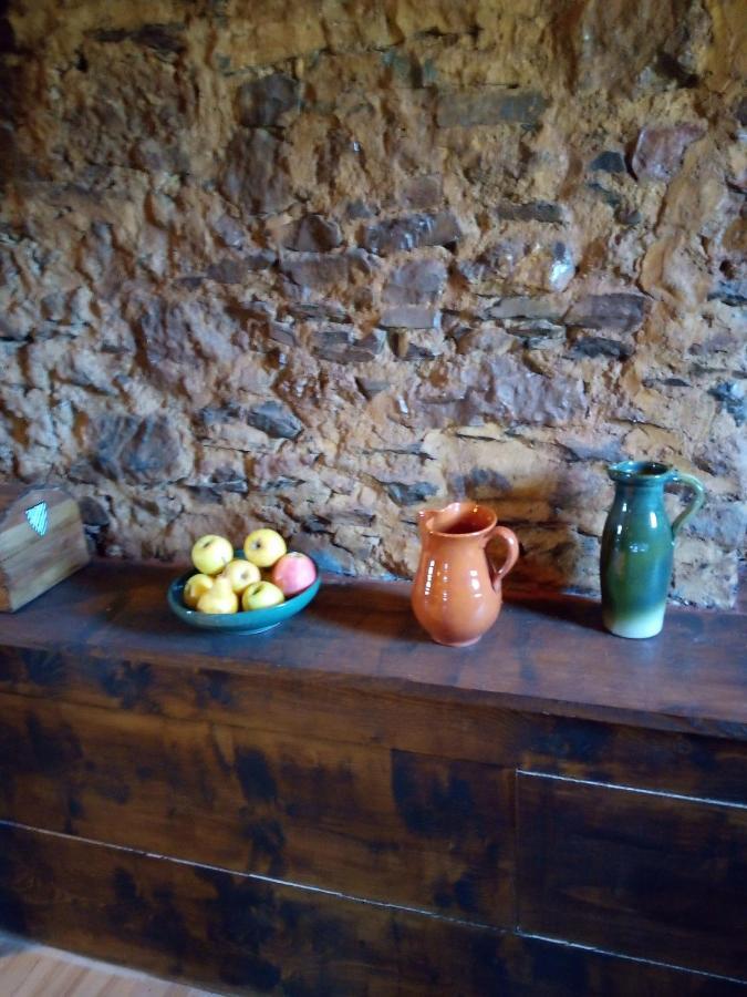 Bed and Breakfast Le Chevalier Des Marettes Airel Exterior foto