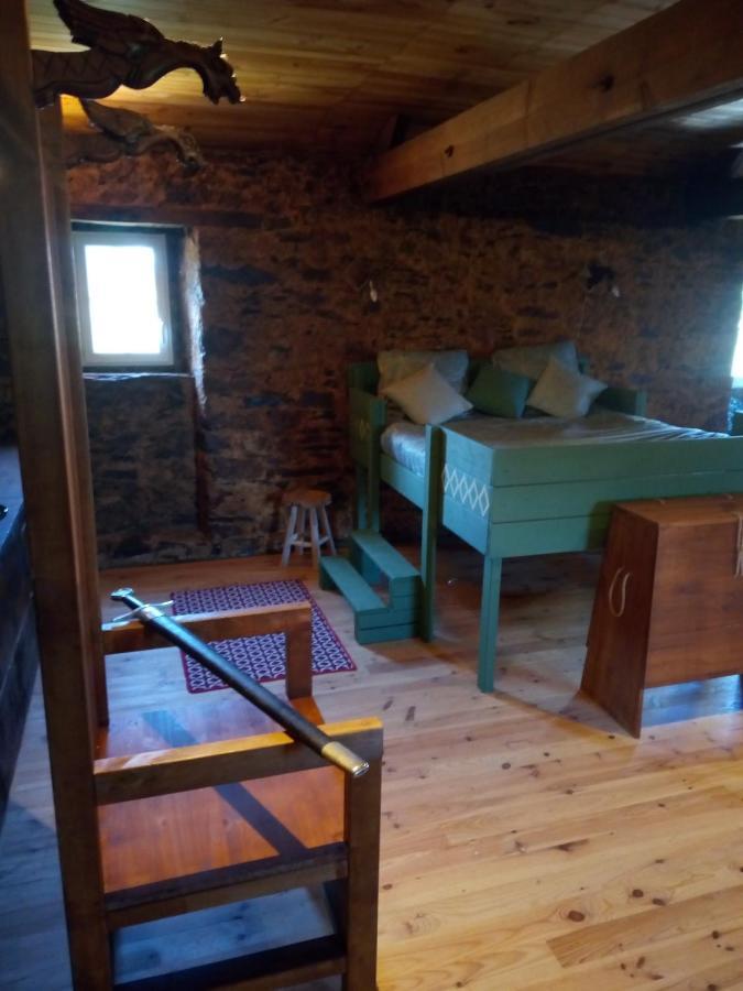 Bed and Breakfast Le Chevalier Des Marettes Airel Exterior foto
